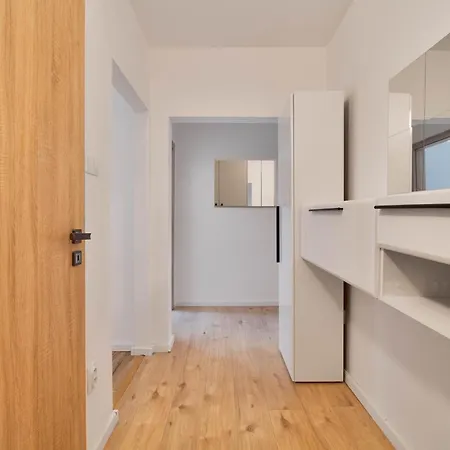 Lovely 1 Bedroom